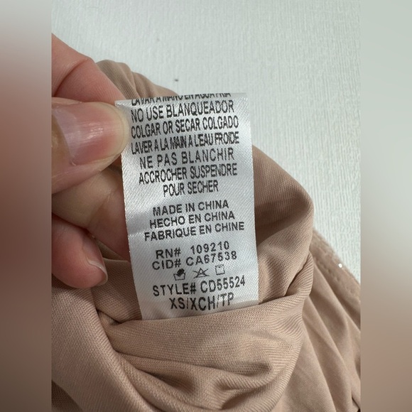 NWT Windsor Emerie V-Neck Cutout Slim Sequin Formal Dress light pink size XS - Picture 14 of 14